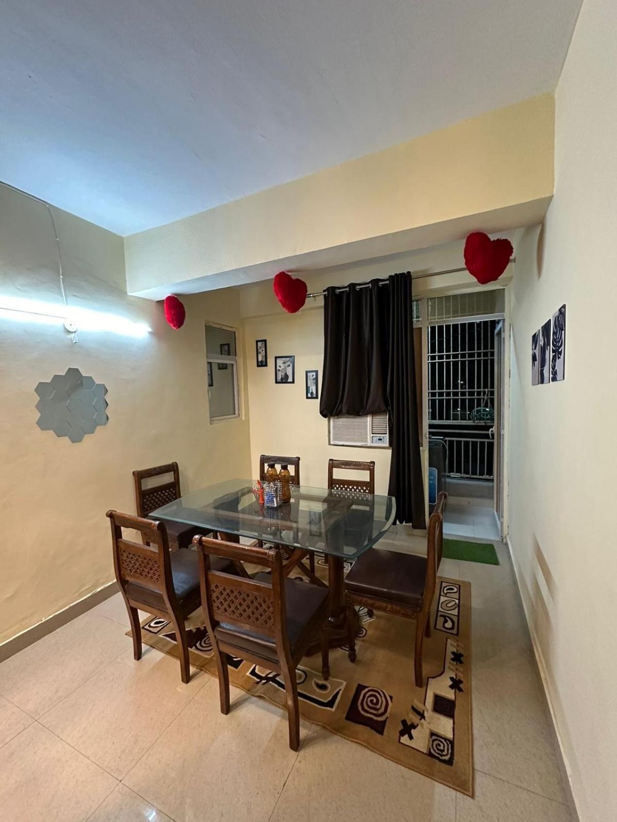 Appartamento Royal Ambience Ghaziabad Esterno foto