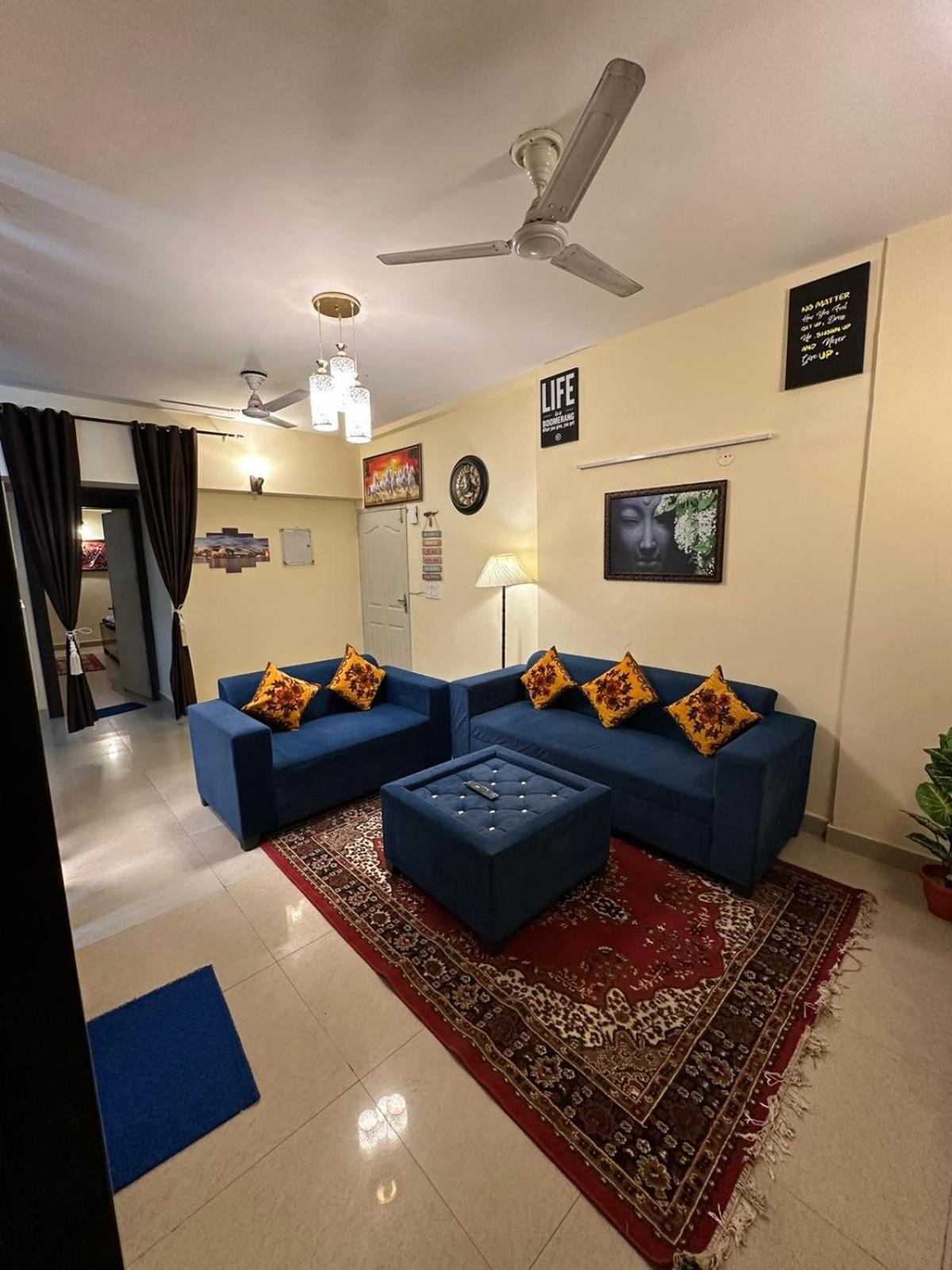 Appartamento Royal Ambience Ghaziabad Esterno foto